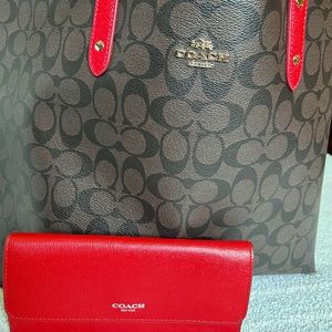 Coach Tote with Wallet